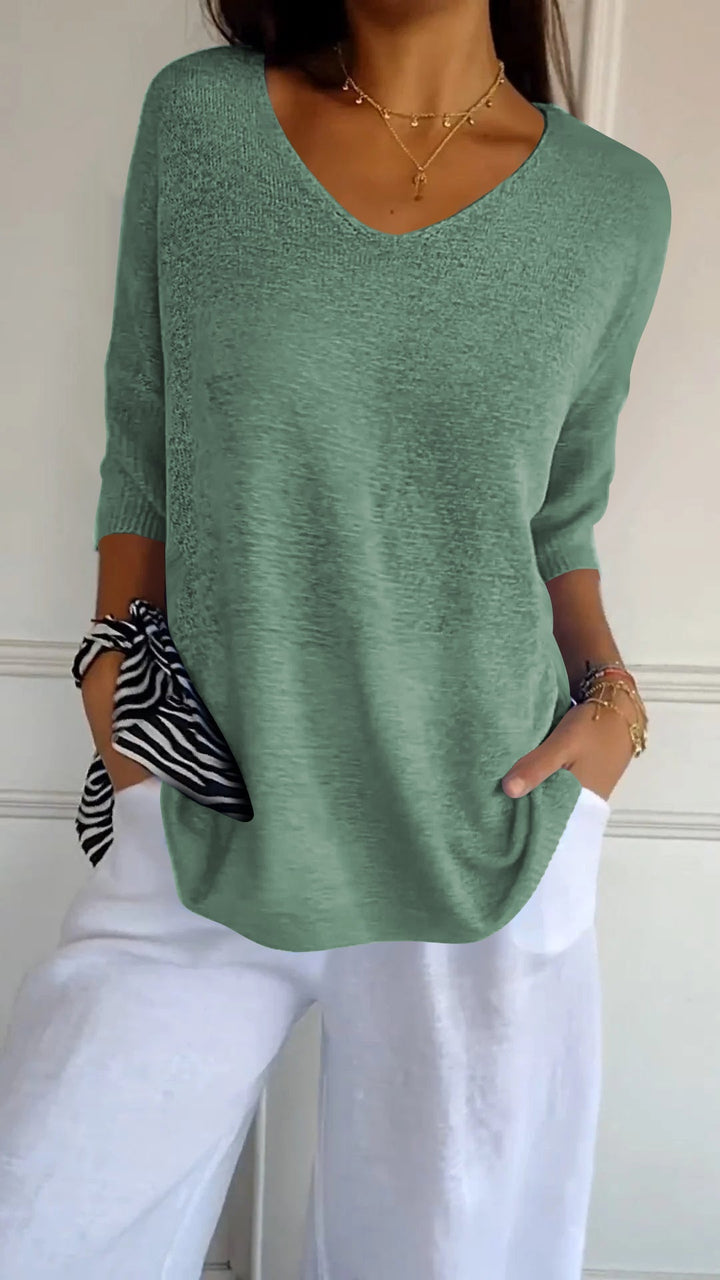 Aira - V-neck knit top