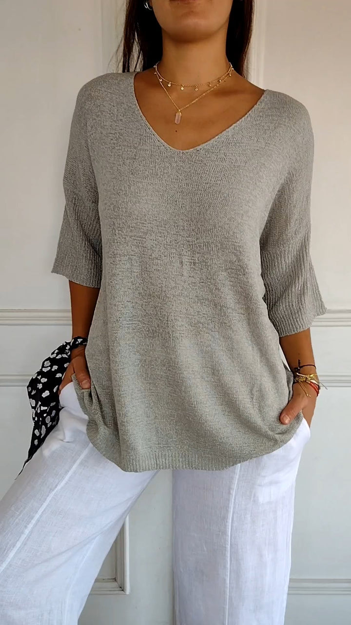 Aira - V-neck knit top